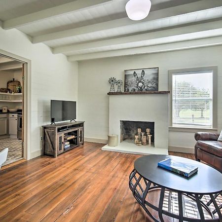 Peaceful Schulenburg Farmhouse With Fire Pit And Grill Luaran gambar