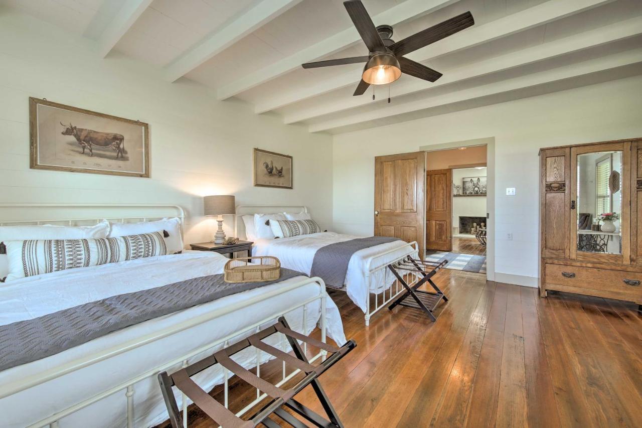 Peaceful Schulenburg Farmhouse With Fire Pit And Grill Luaran gambar