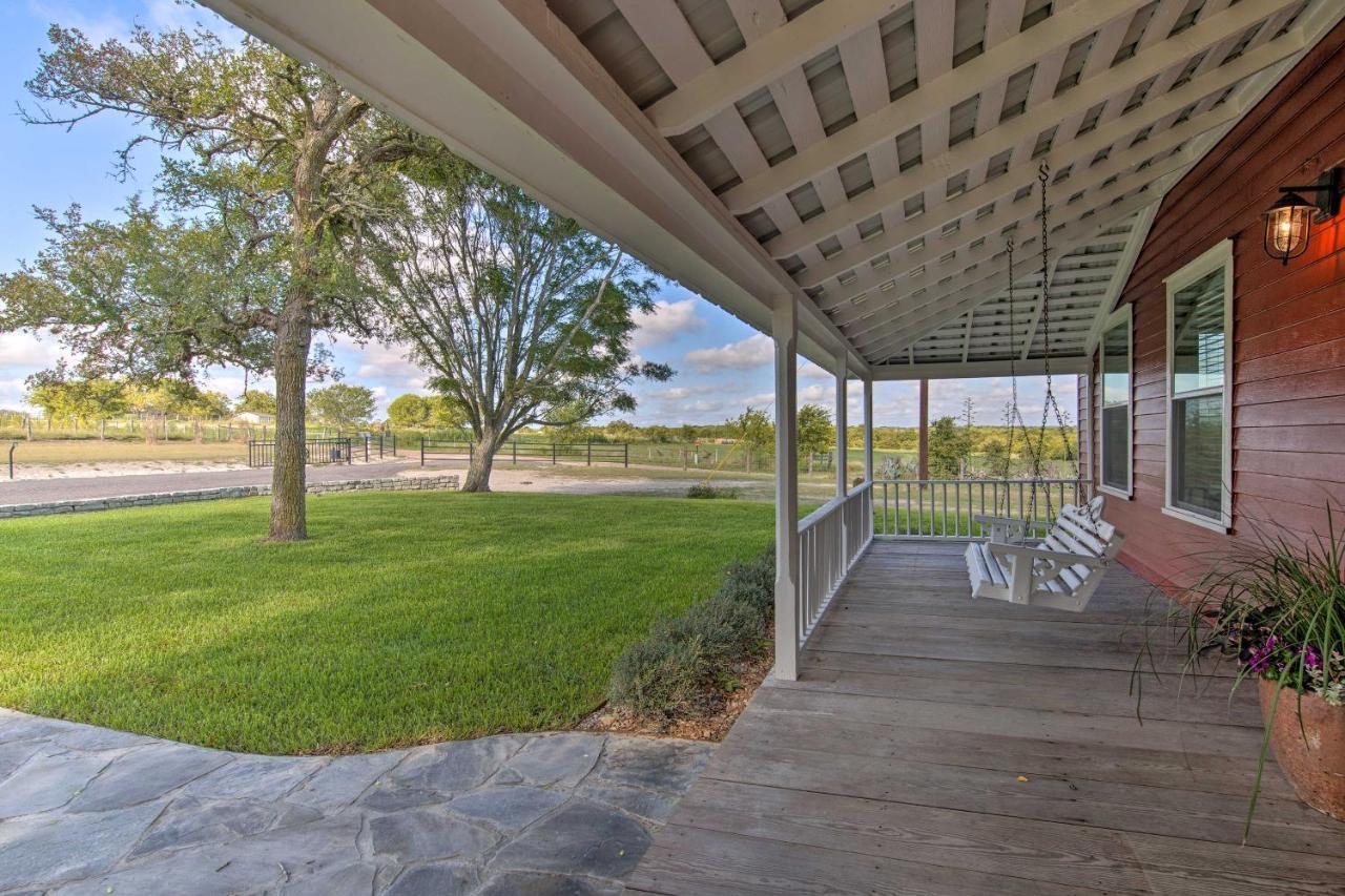 Peaceful Schulenburg Farmhouse With Fire Pit And Grill Luaran gambar