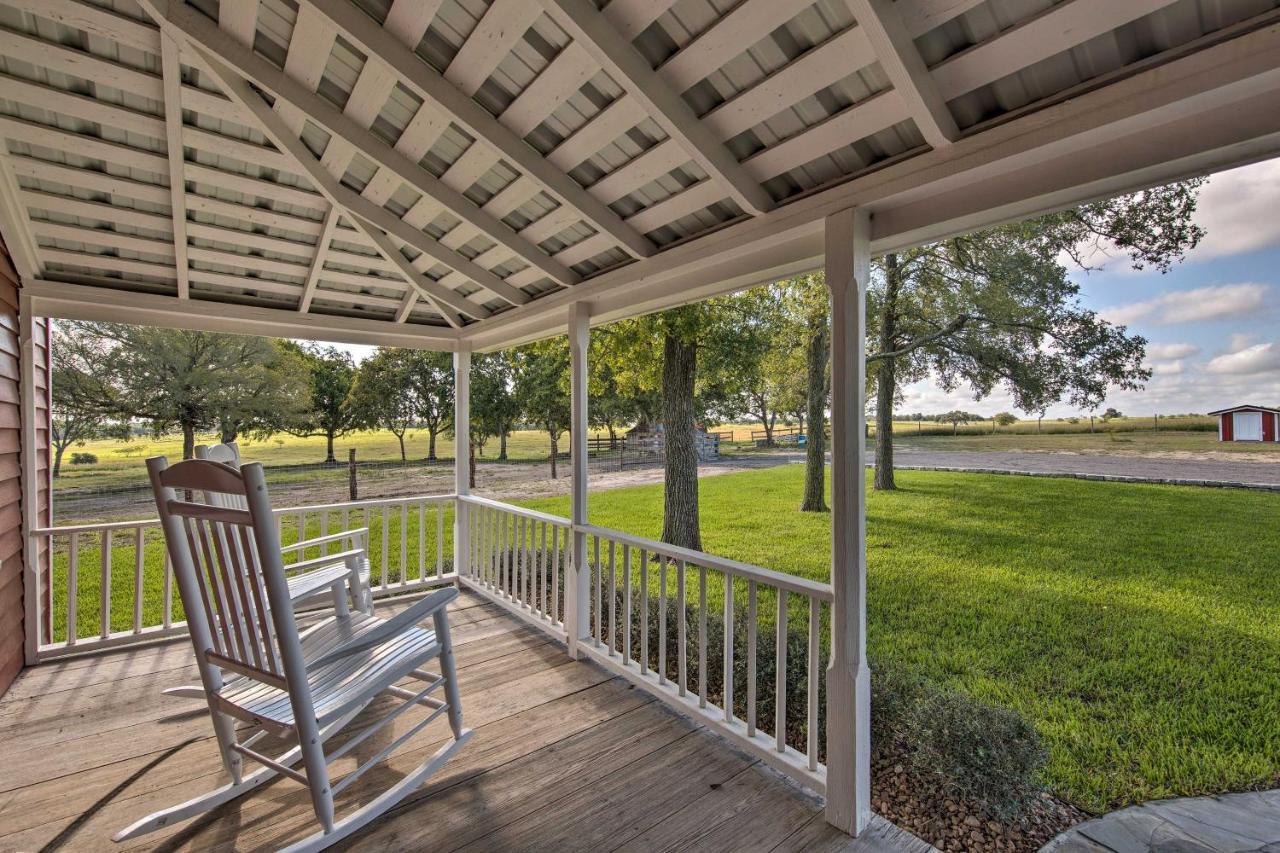 Peaceful Schulenburg Farmhouse With Fire Pit And Grill Luaran gambar
